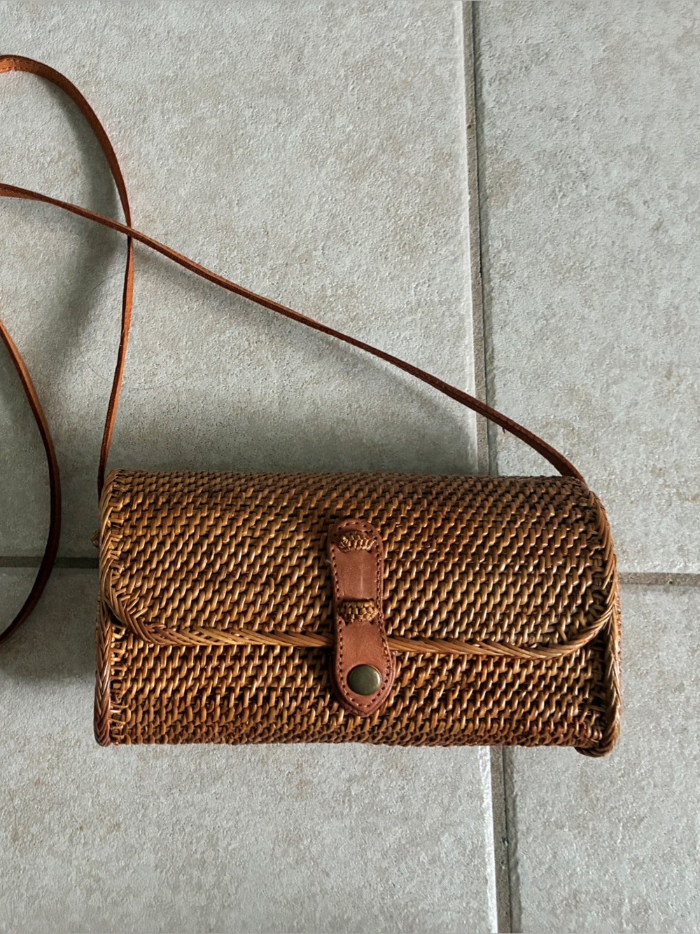 Never used Woven Straw Crossbody Bag with Leather Trim - Brown